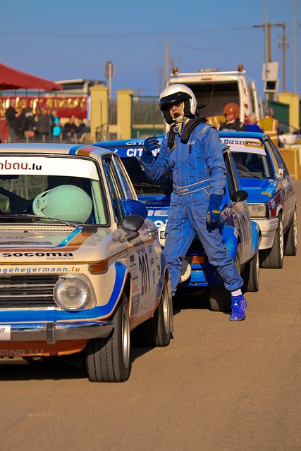 CBA杯“山东德比”裁判频繁纵容大动作引热议！媒体人质疑不作为